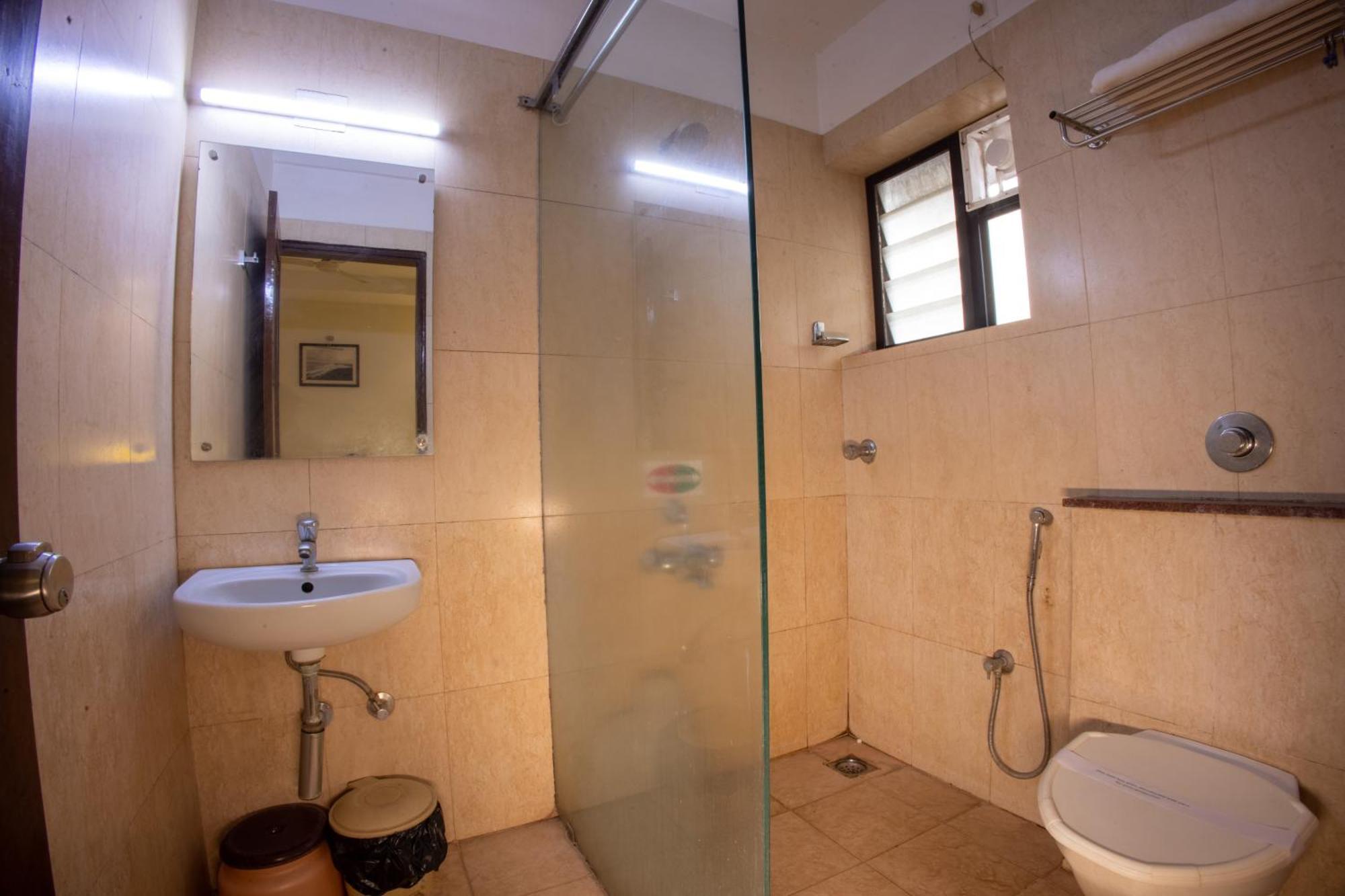 Metro Plaza Hotel By Rak Rooms, Mangaluru Eksteriør bilde