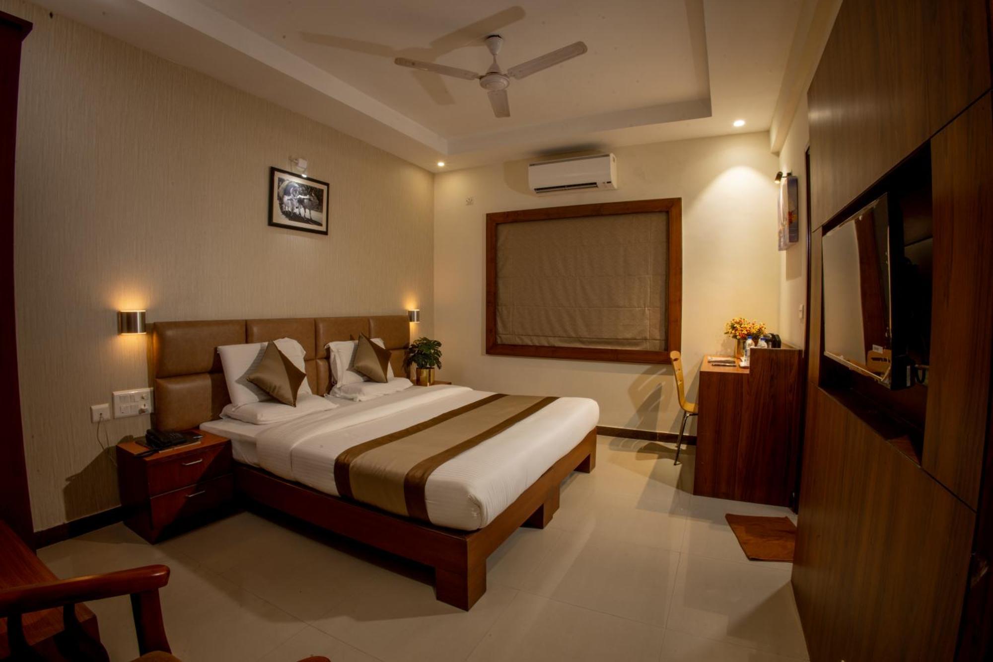 Metro Plaza Hotel By Rak Rooms, Mangaluru Eksteriør bilde